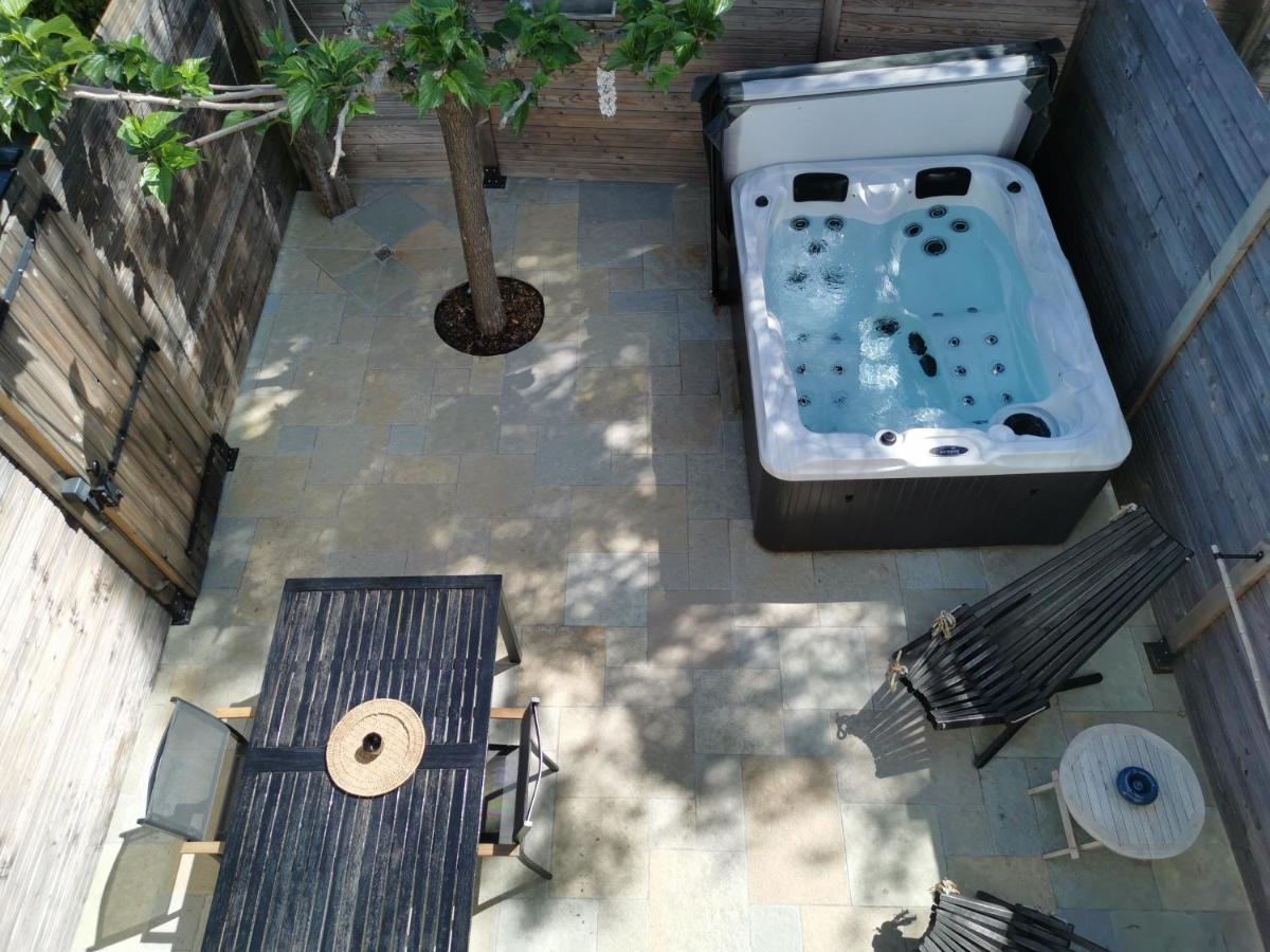 Casa Louise Suites And Spas Privatifs 圣马克西姆 外观 照片