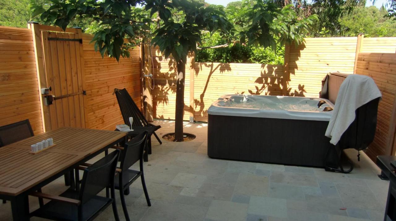 Casa Louise Suites And Spas Privatifs 圣马克西姆 外观 照片